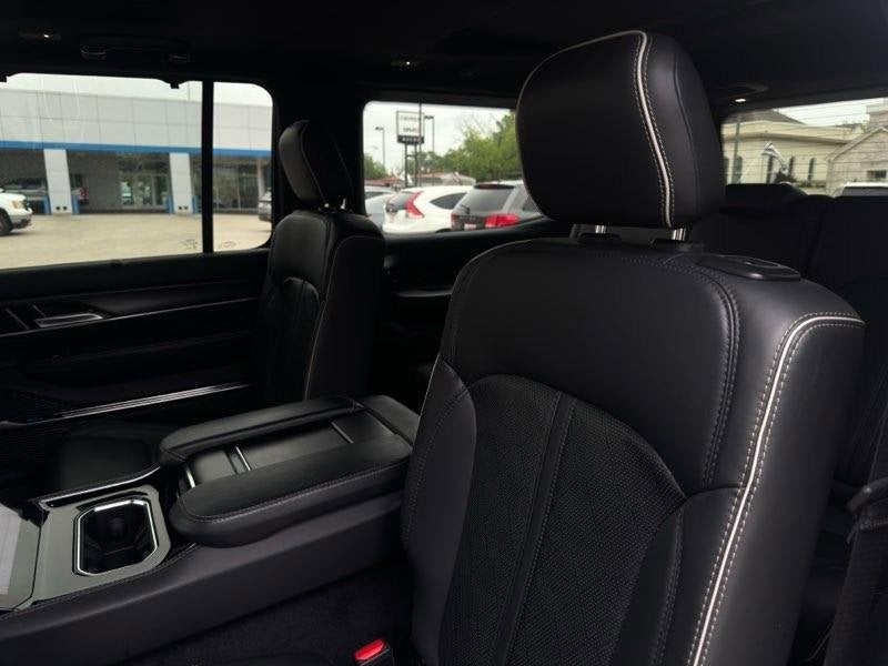 2024 Jeep Grand Wagoneer Series II Obsidian