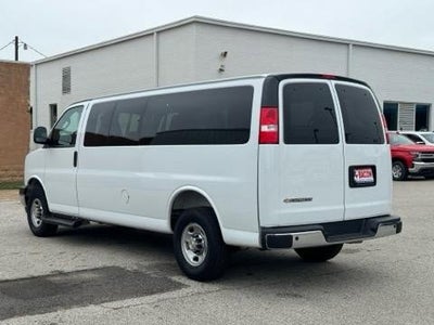 2025 Chevrolet Express Passenger 1LT