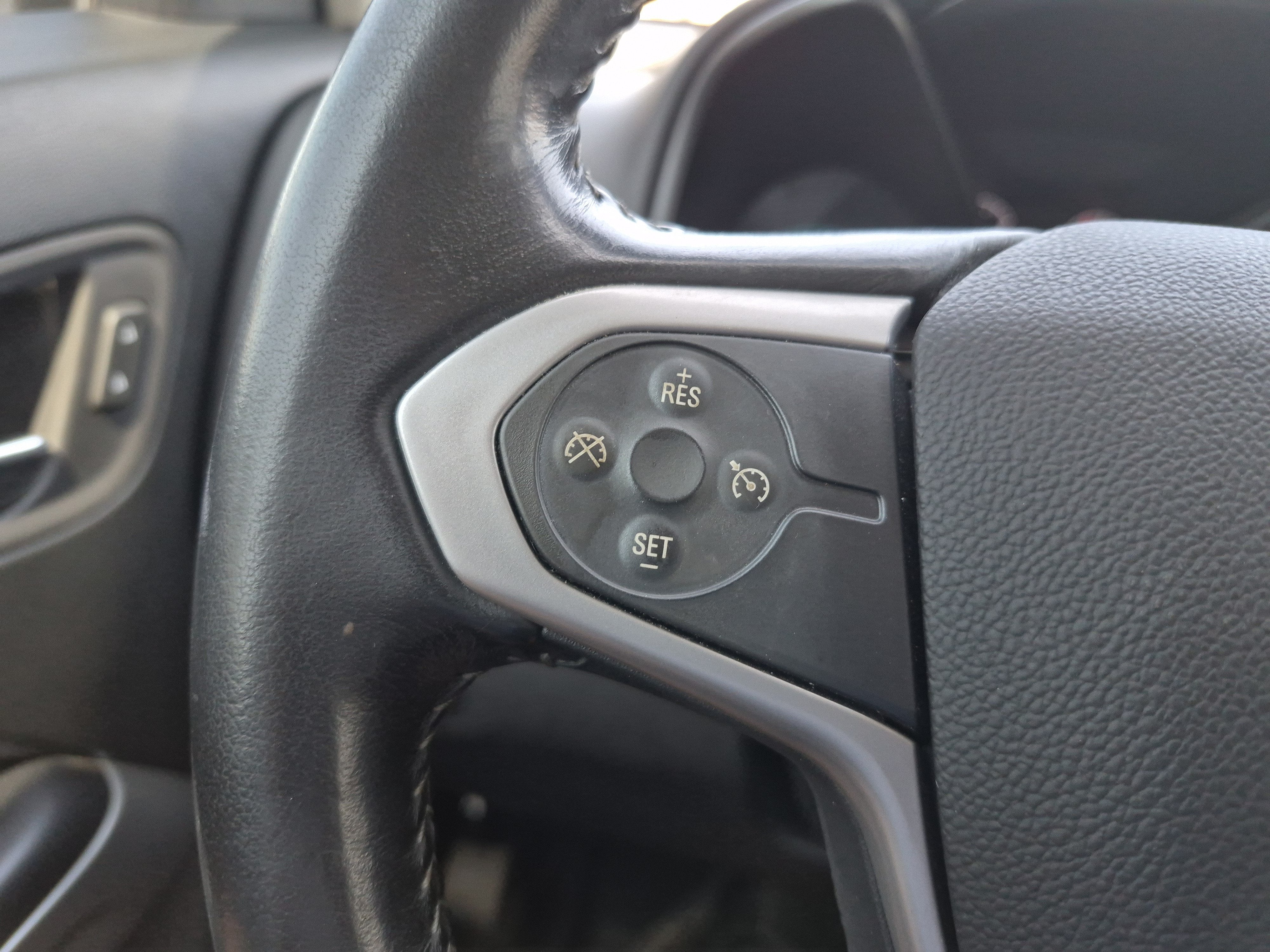 2022 Chevrolet Colorado 2WD LT