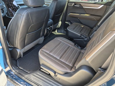 2027 GMC Acadia Denali Ultimate