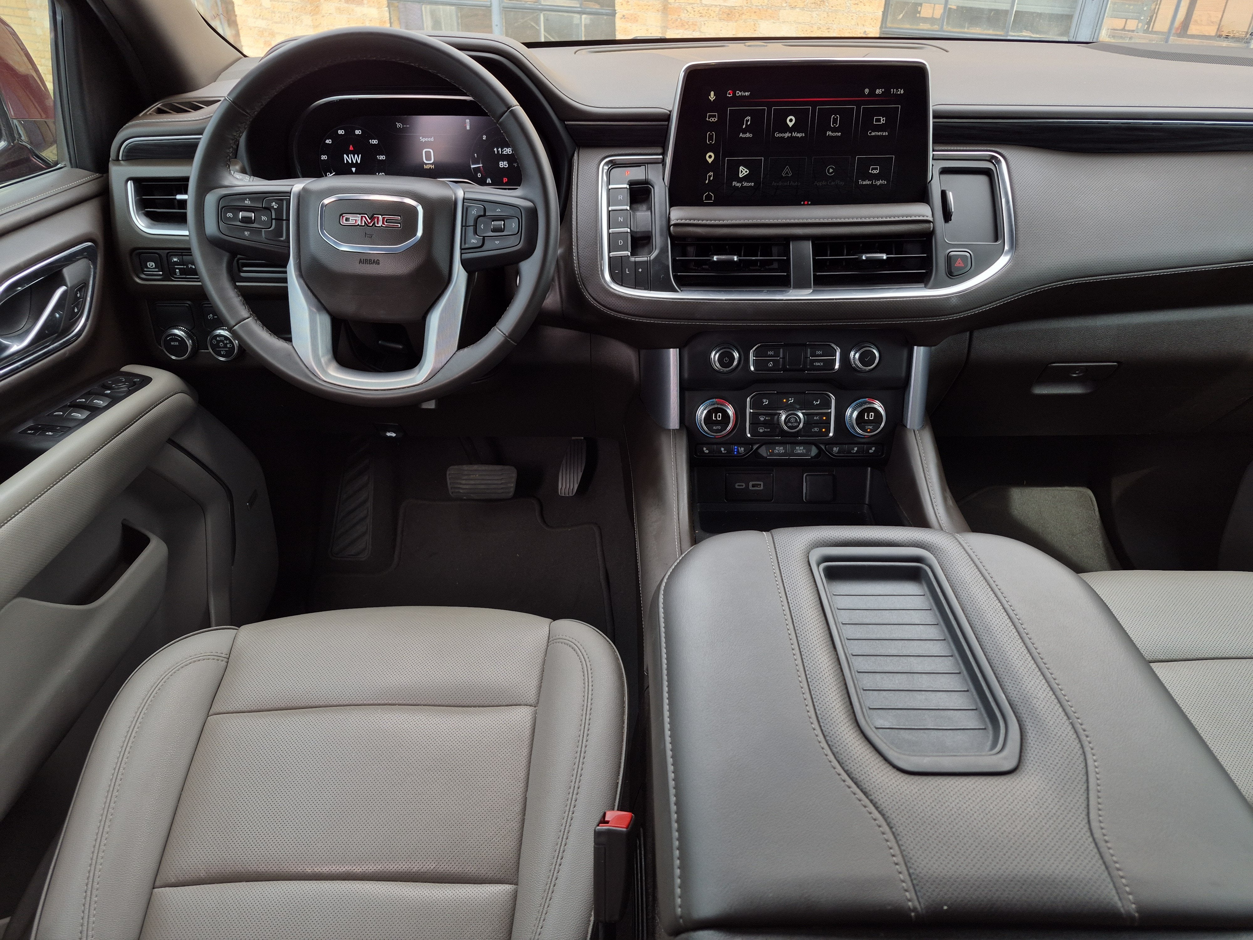 2024 GMC Yukon SLT