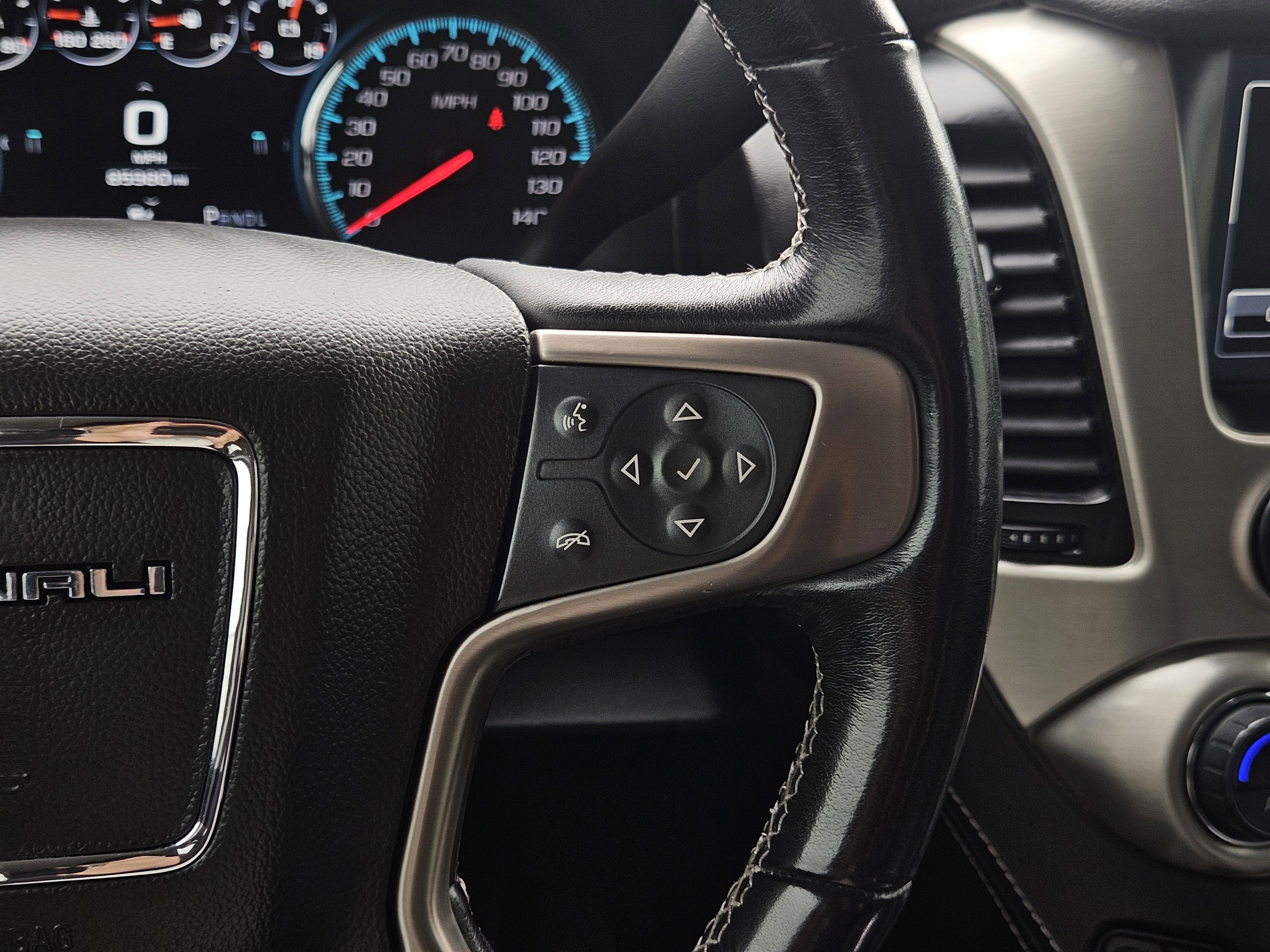 2020 GMC Yukon Denali