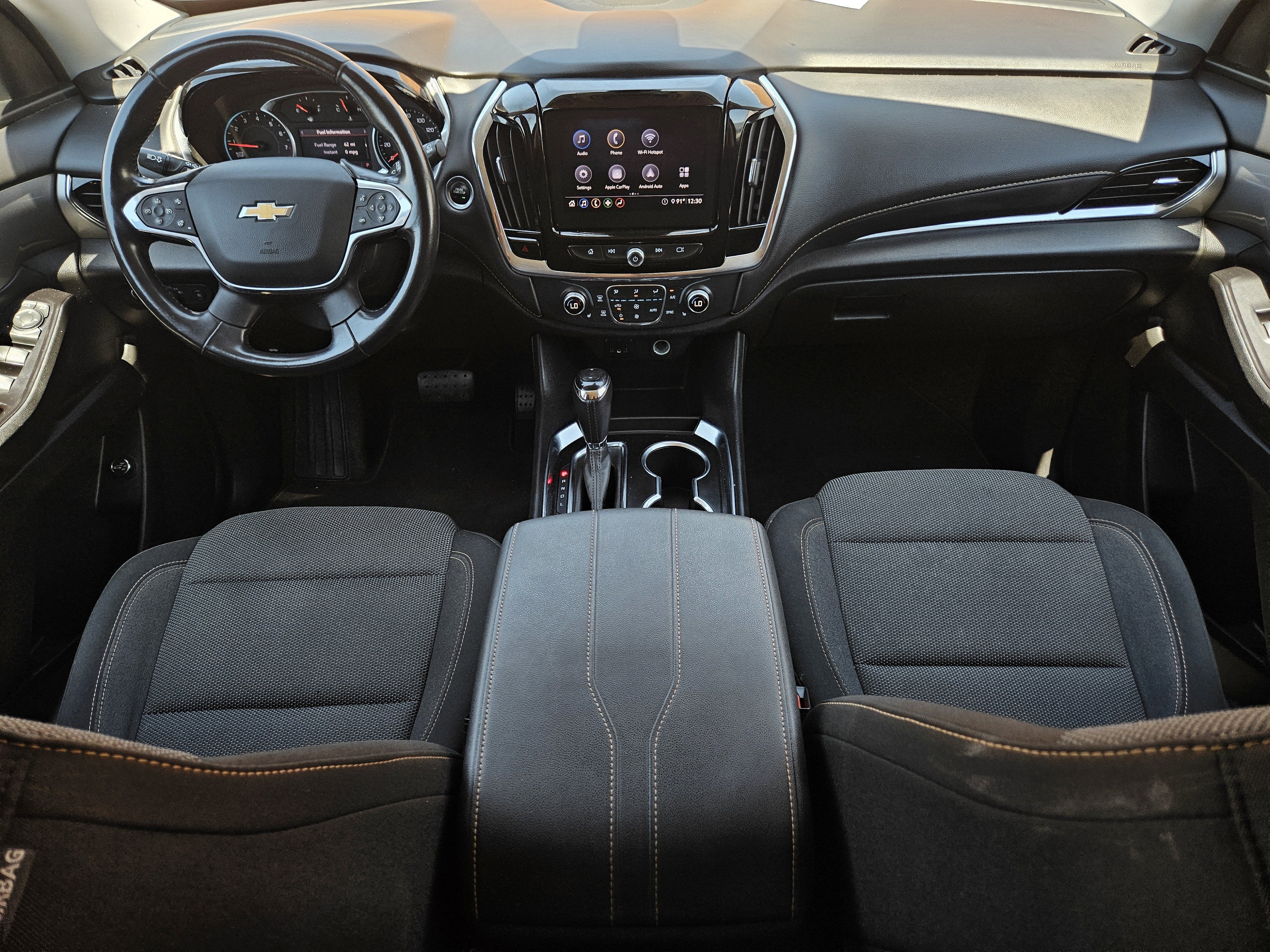 2020 Chevrolet Traverse LT Cloth