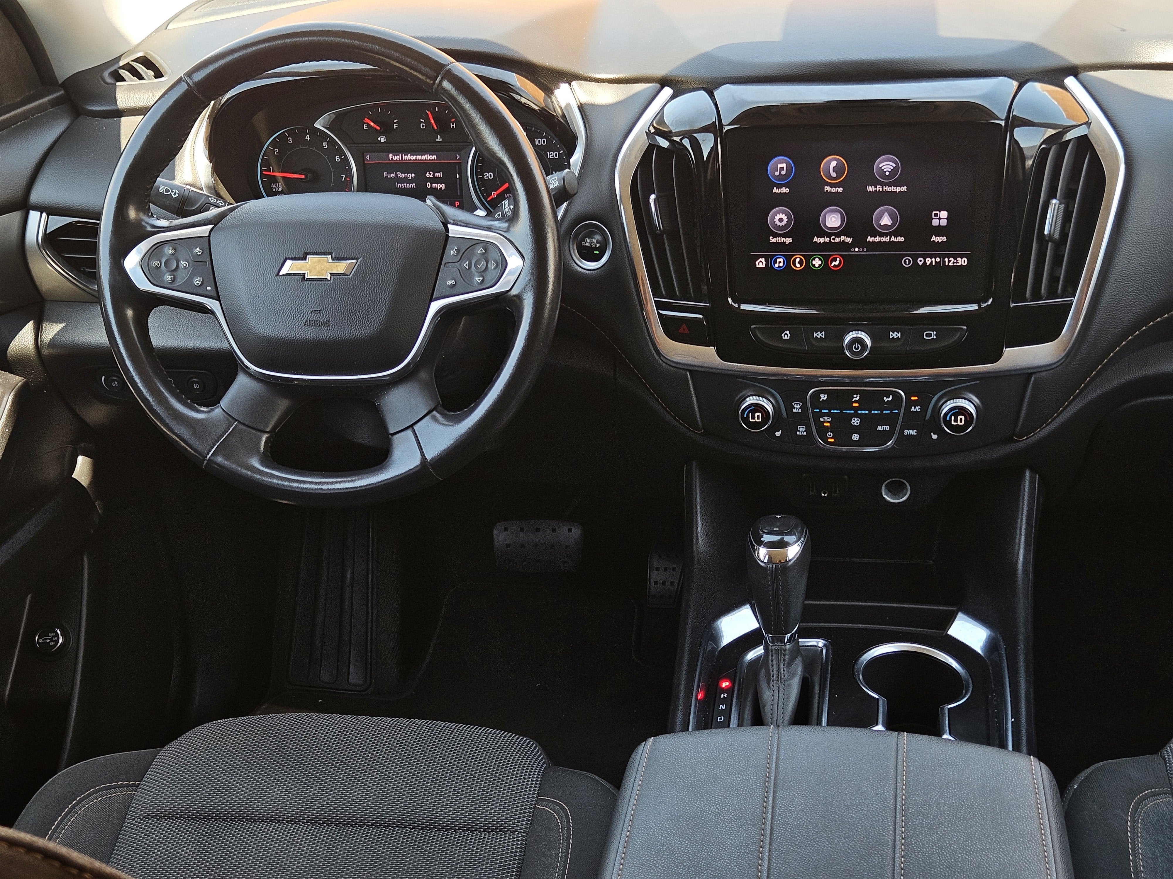 2020 Chevrolet Traverse LT Cloth