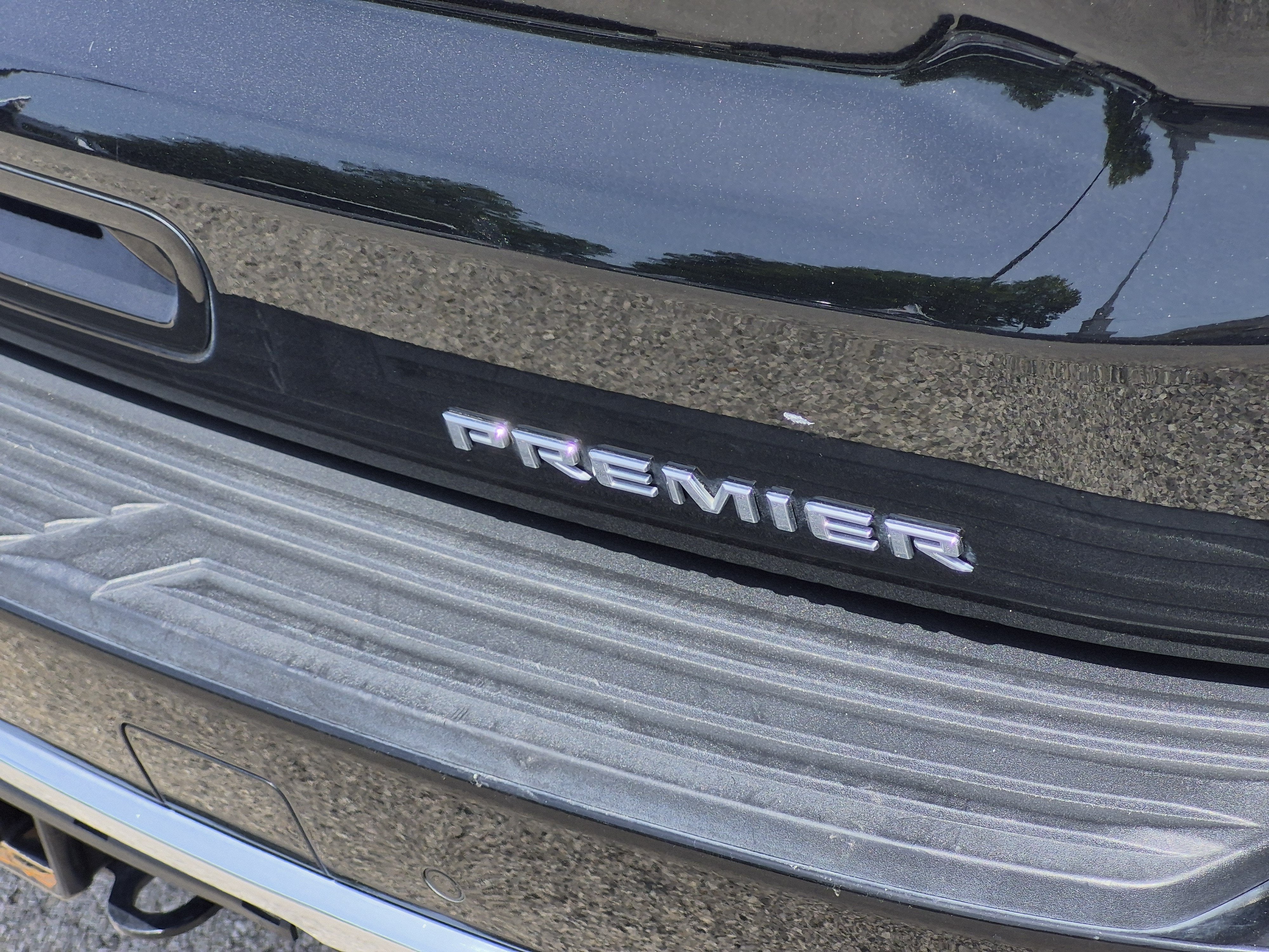 2022 Chevrolet Suburban Premier