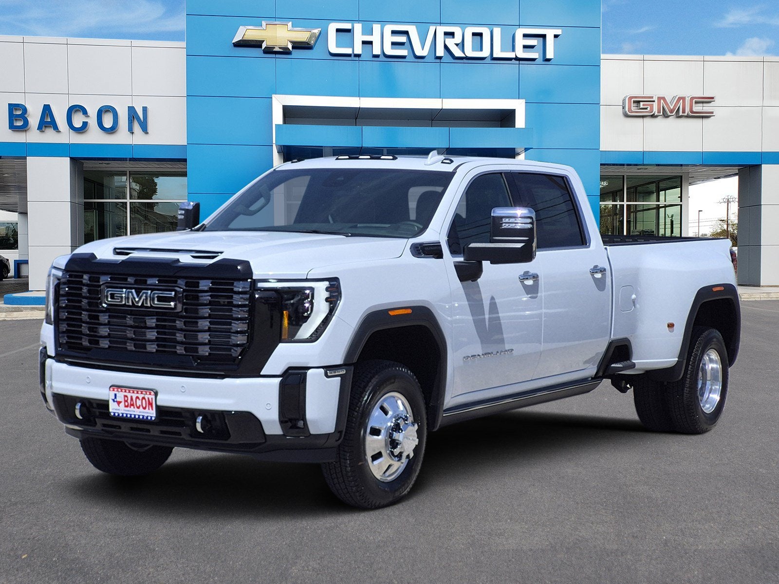 2026 GMC Sierra 3500 HD Denali Ultimate DRW