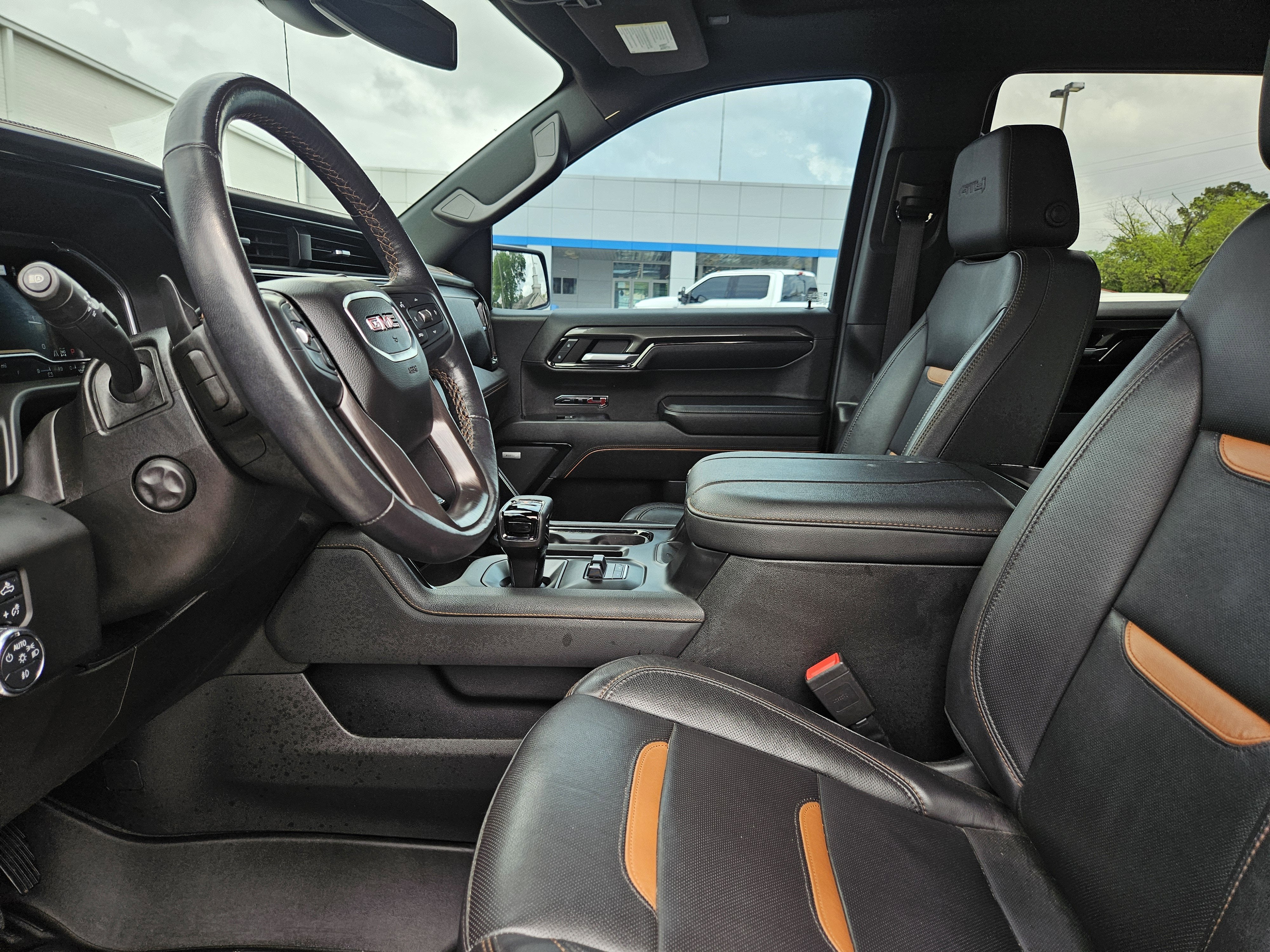 2023 GMC Sierra 1500 AT4