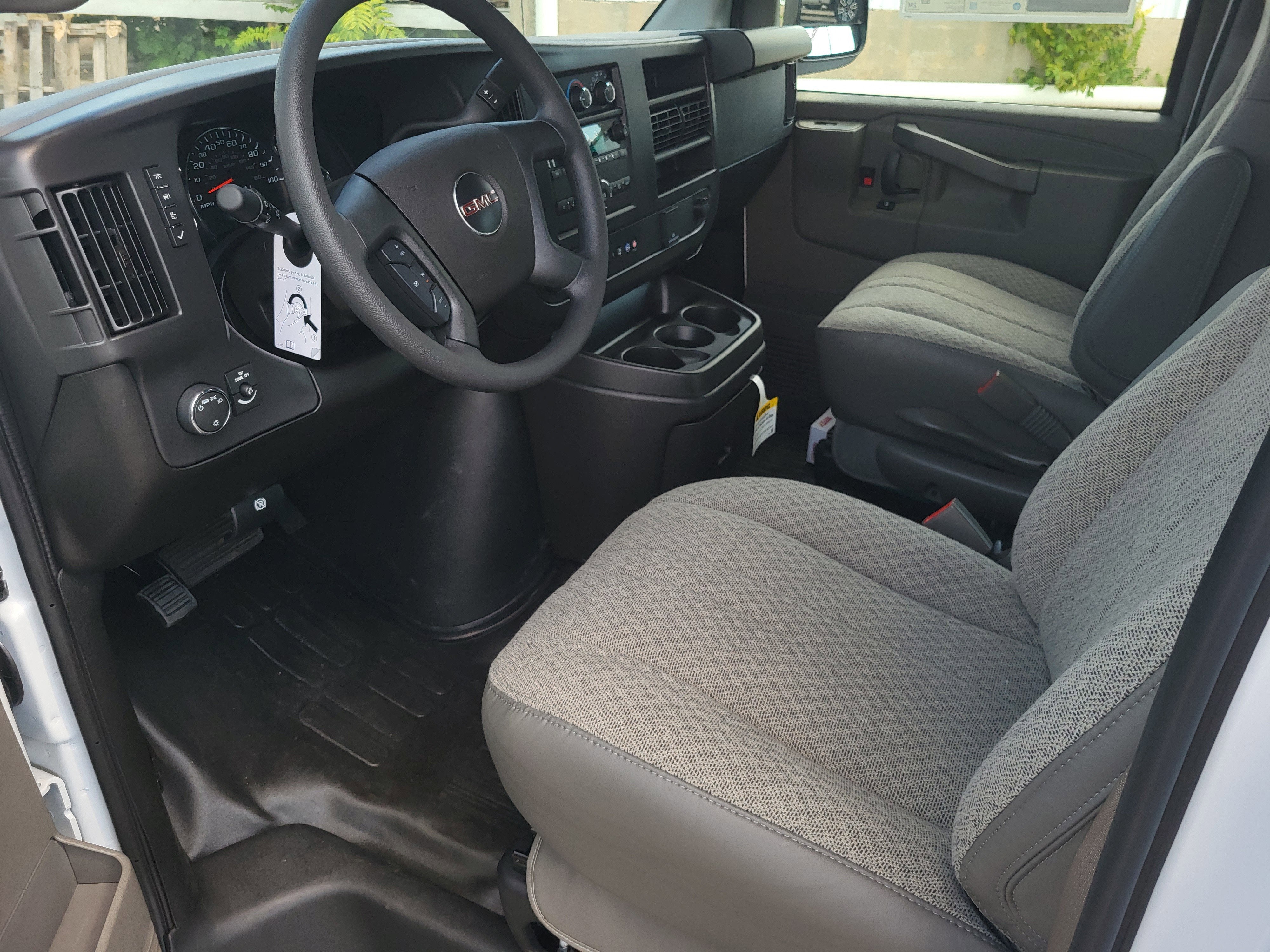 2025 GMC Savana Cargo 2500 Work Van