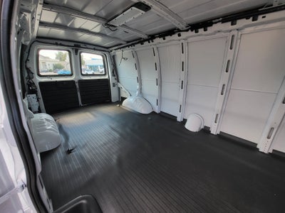 2025 GMC Savana Cargo 2500 Work Van
