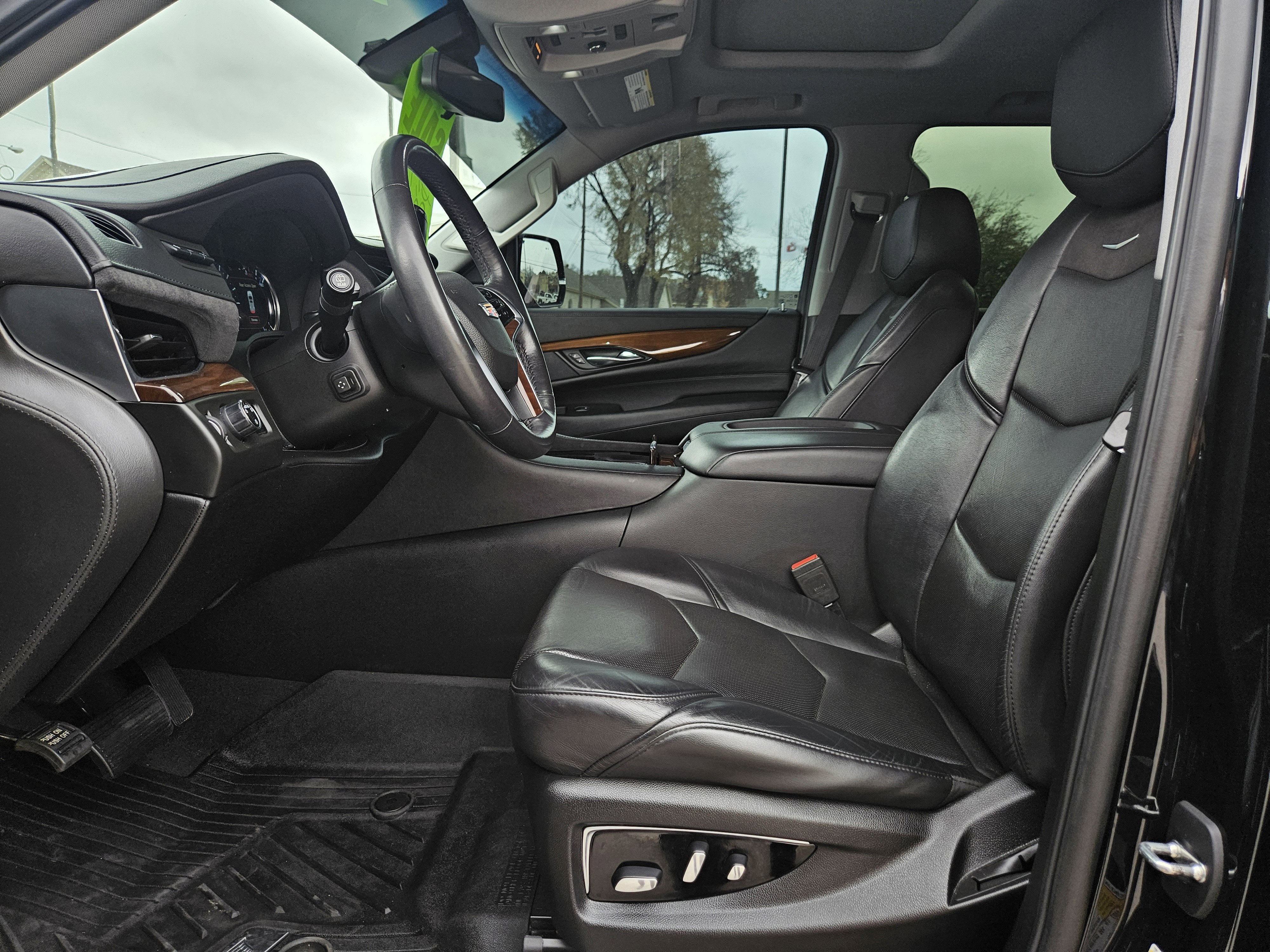 2020 Cadillac Escalade Luxury