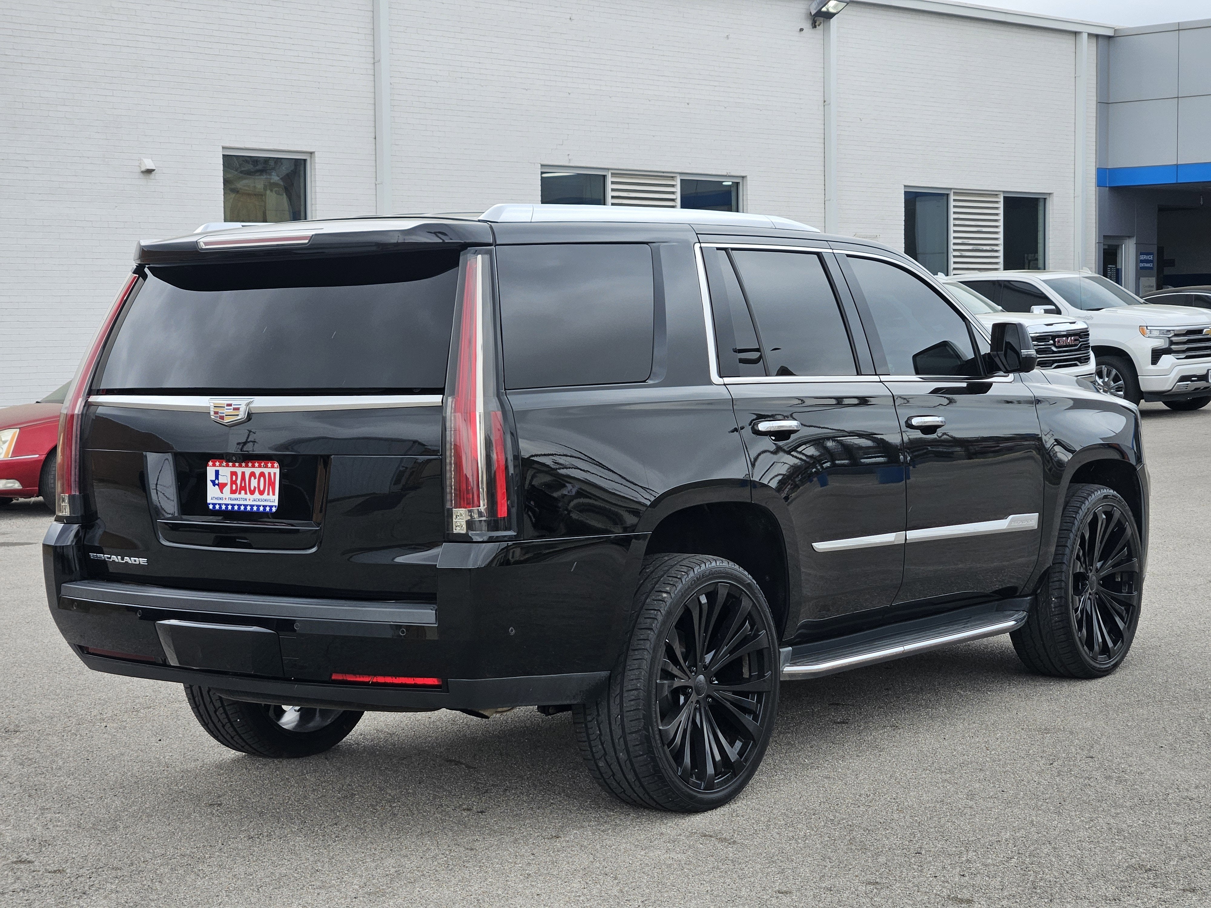 2020 Cadillac Escalade Luxury
