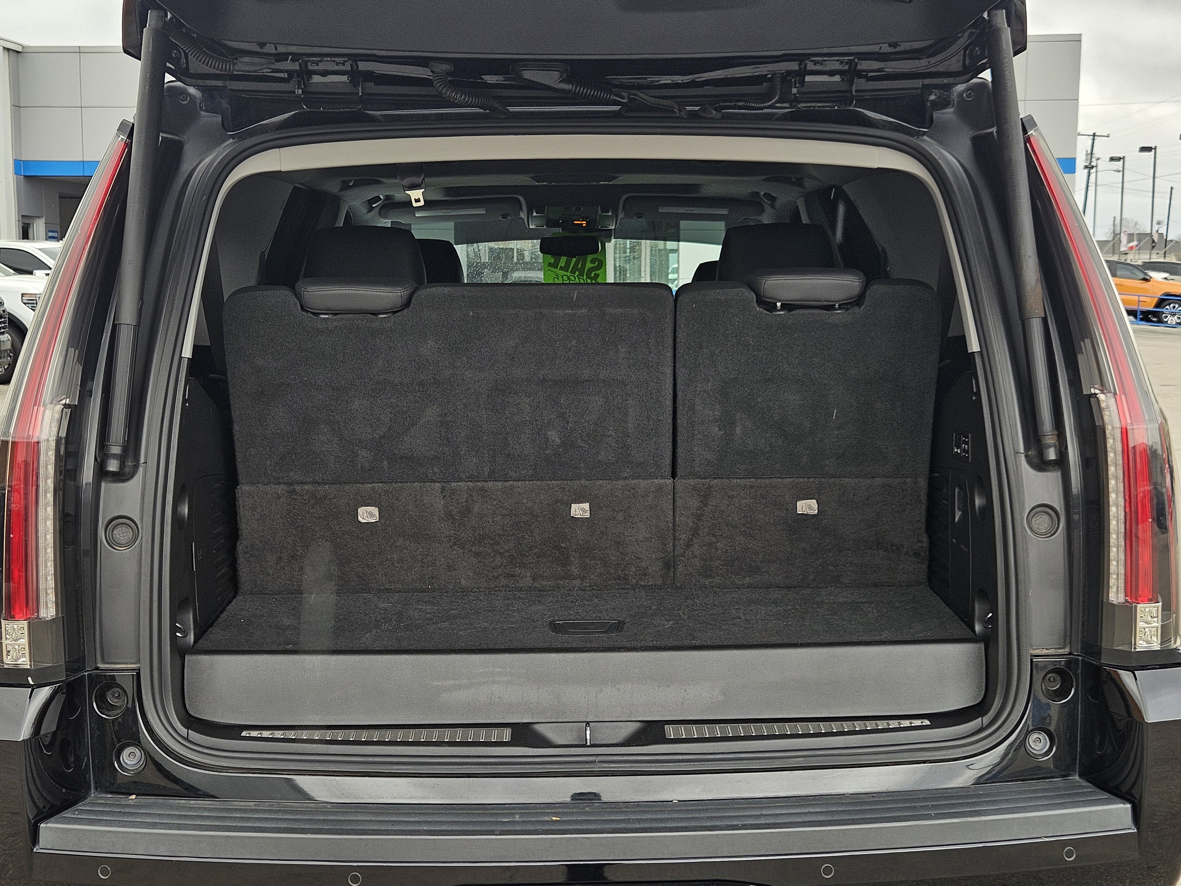 2020 Cadillac Escalade Luxury