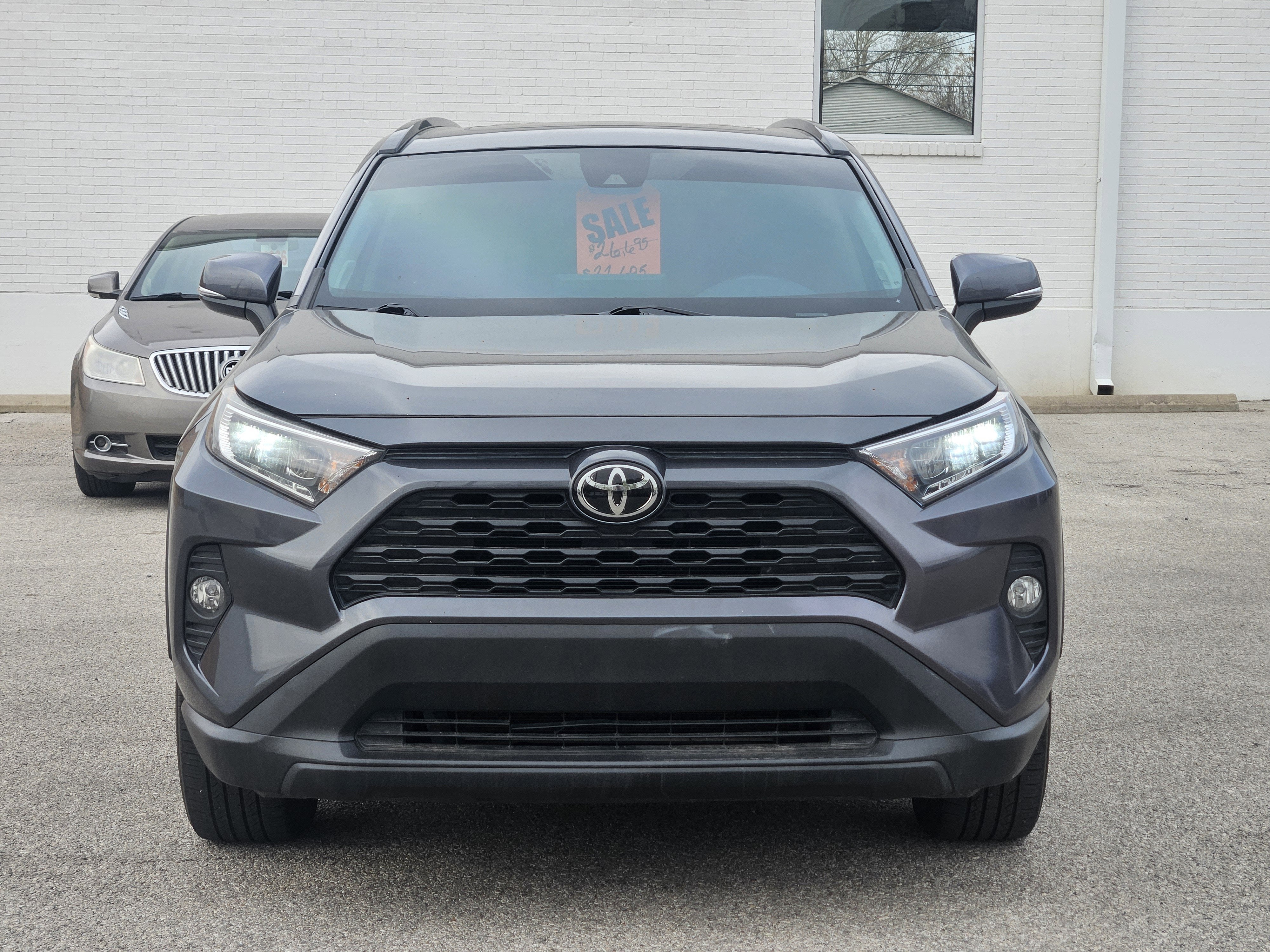 2020 Toyota RAV4 XLE Premium