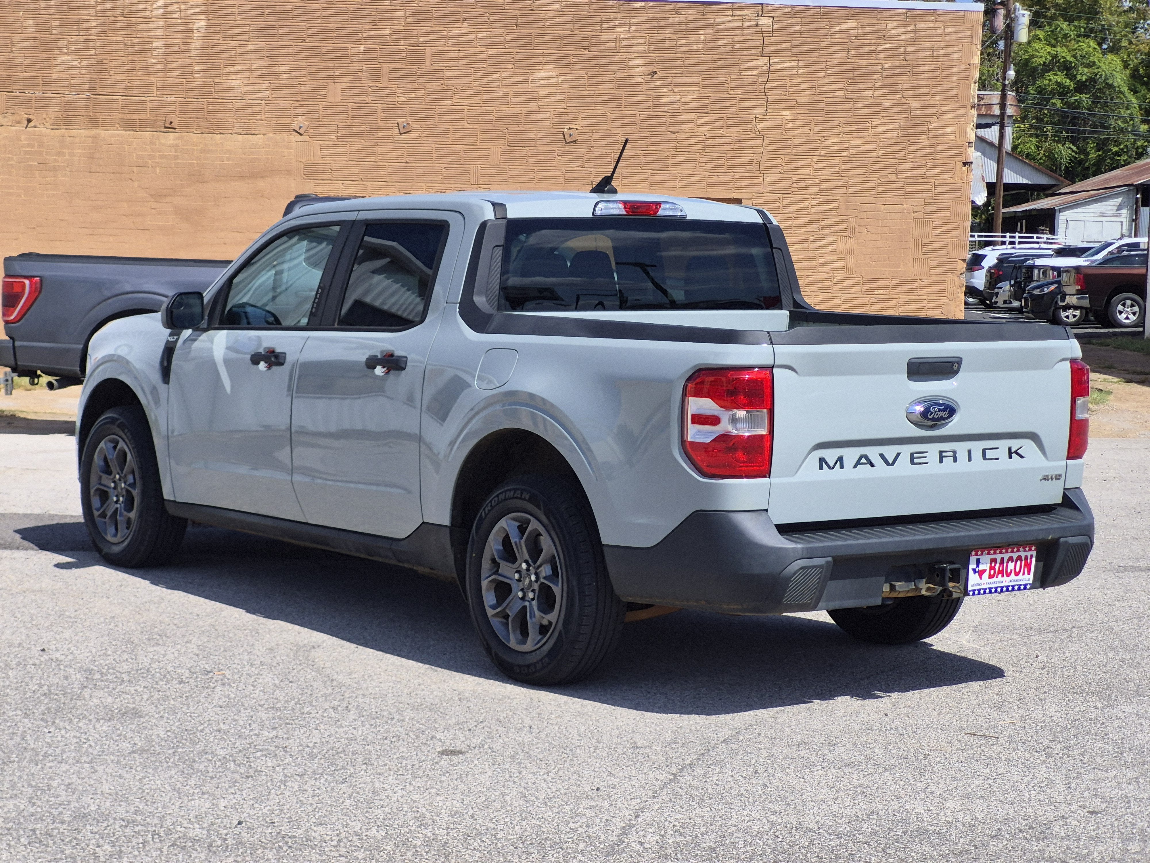 2022 Ford Maverick XL