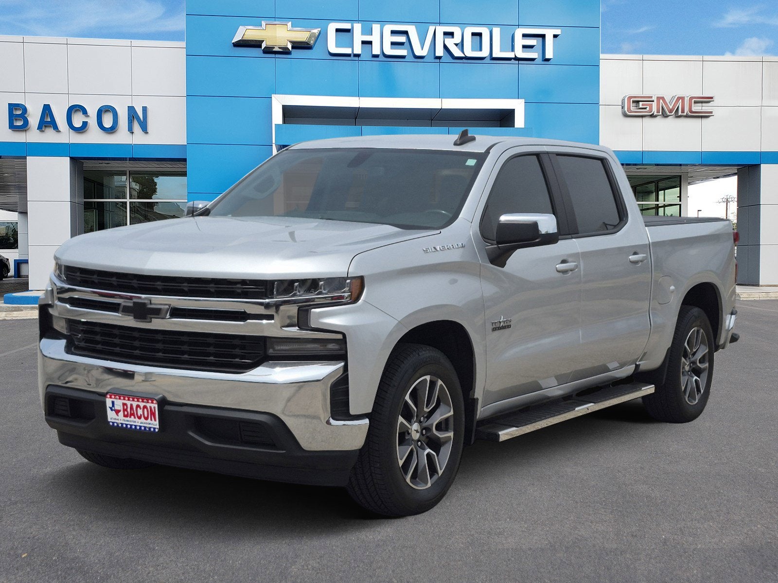 2020 Chevrolet Silverado 1500 LT Crew Cab Short Box's photo