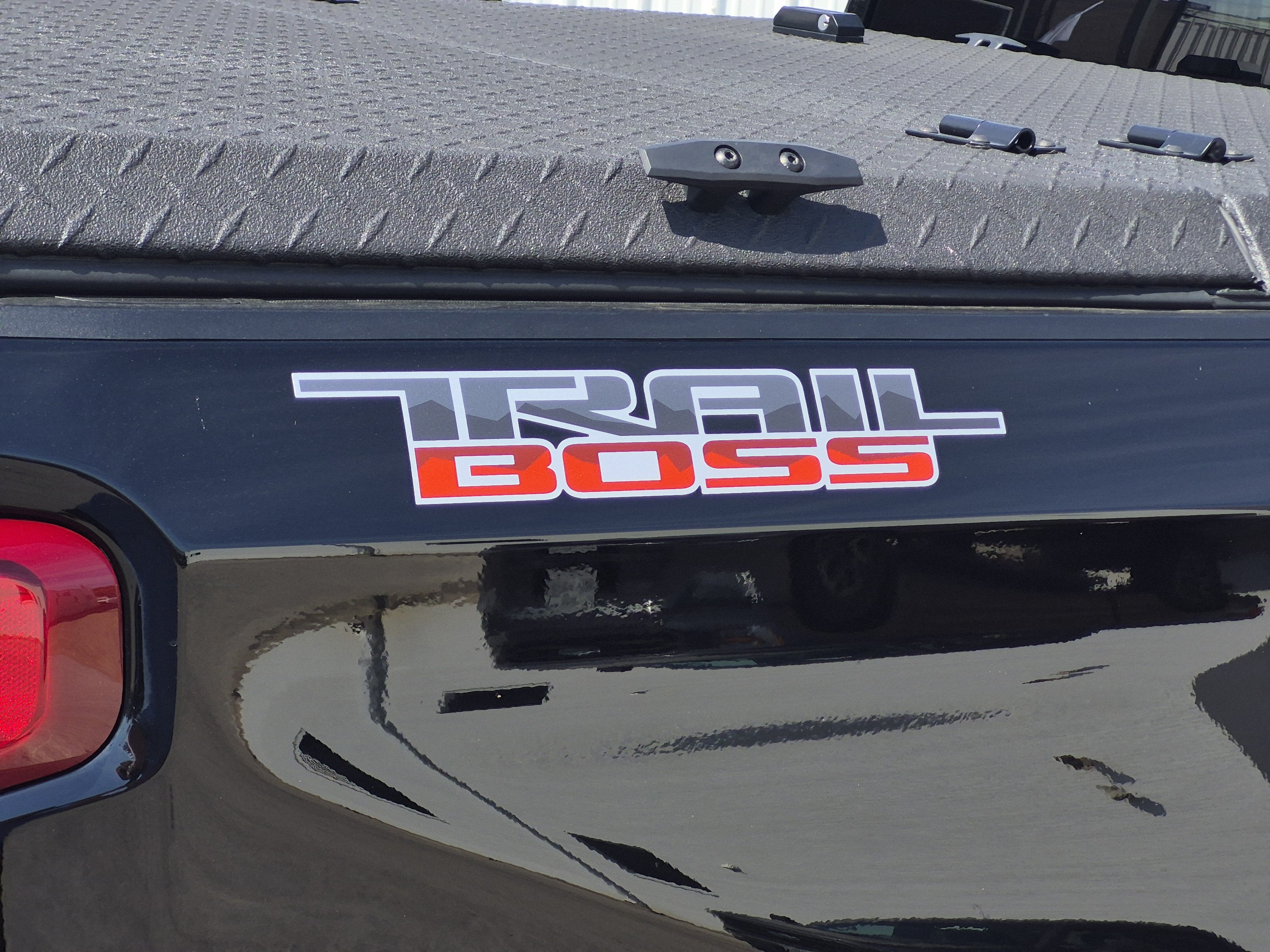 2025 Chevrolet Silverado 1500 Custom Trail Boss