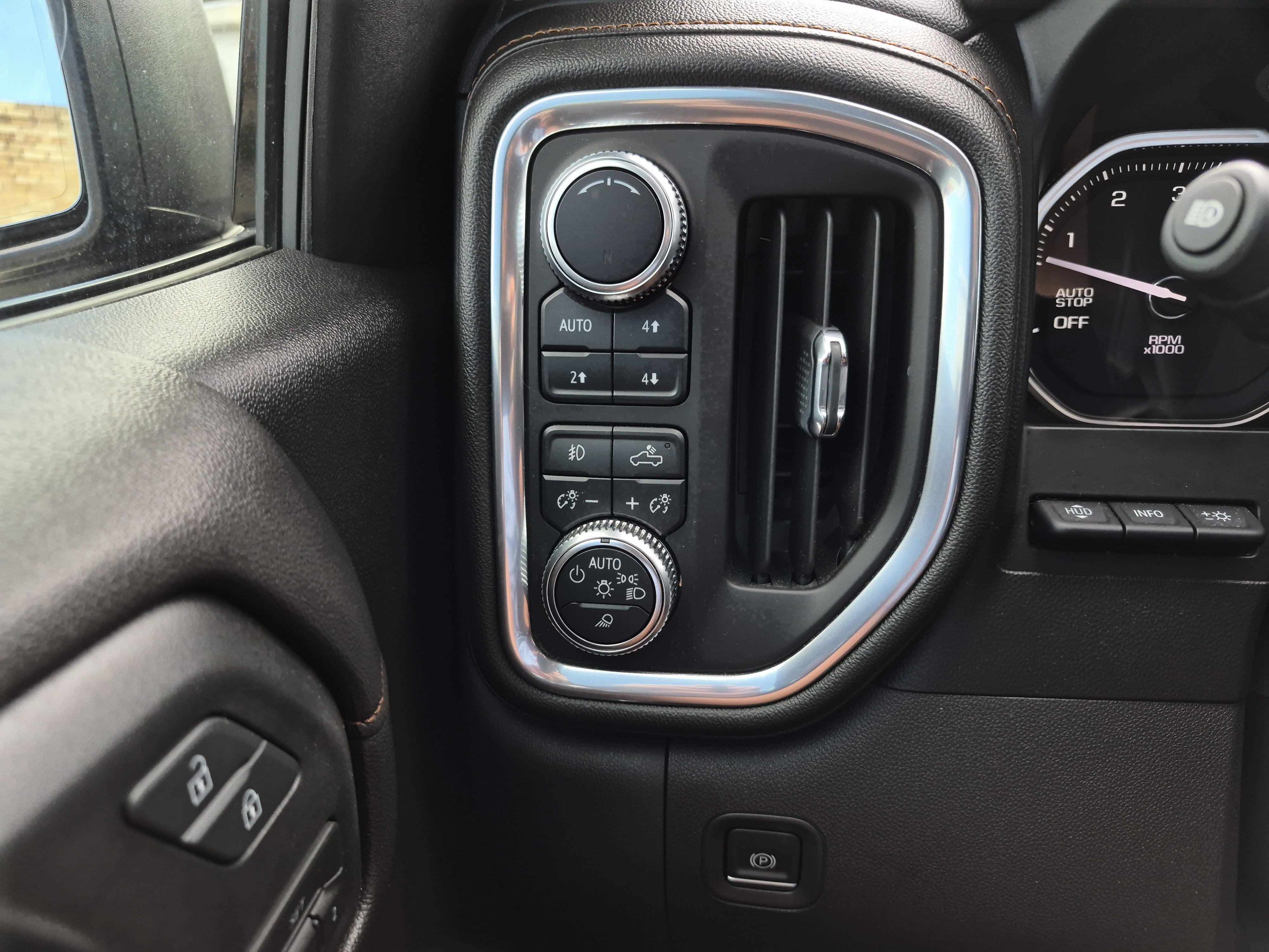 2019 GMC Sierra 1500 AT4