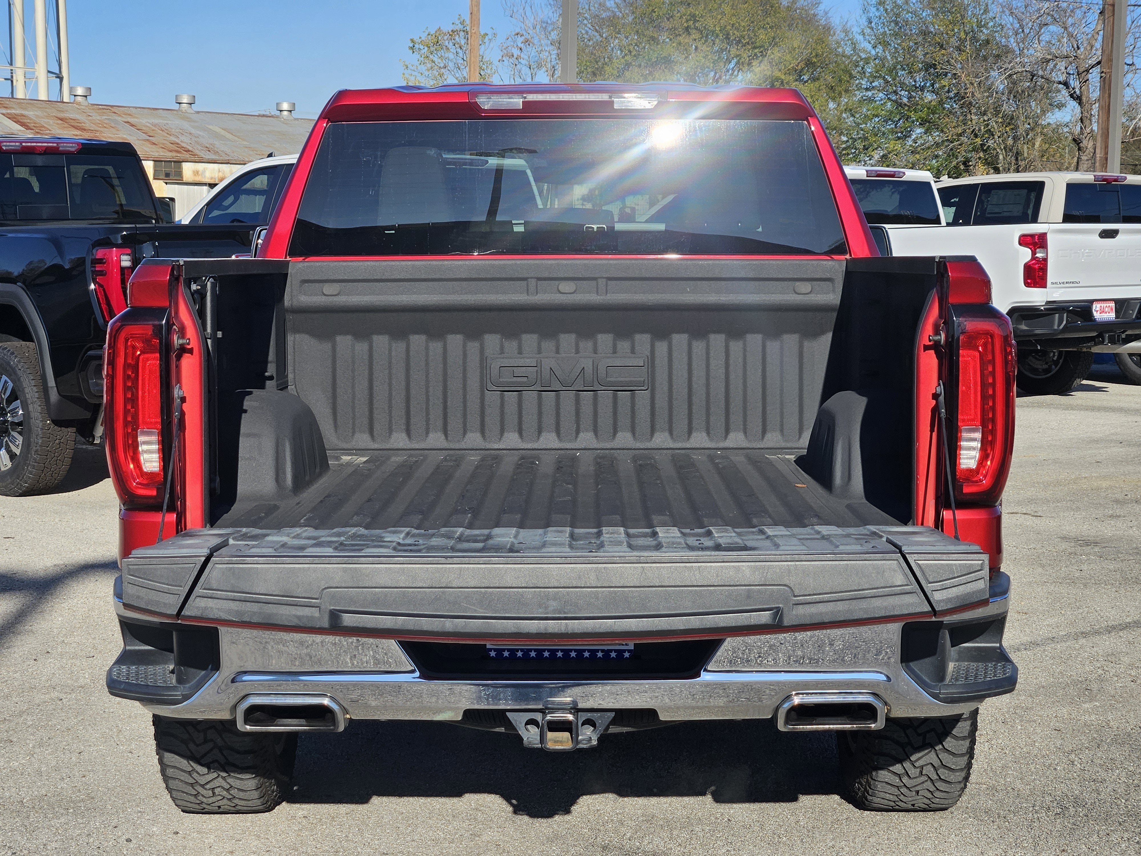 2022 GMC Sierra 1500 SLT