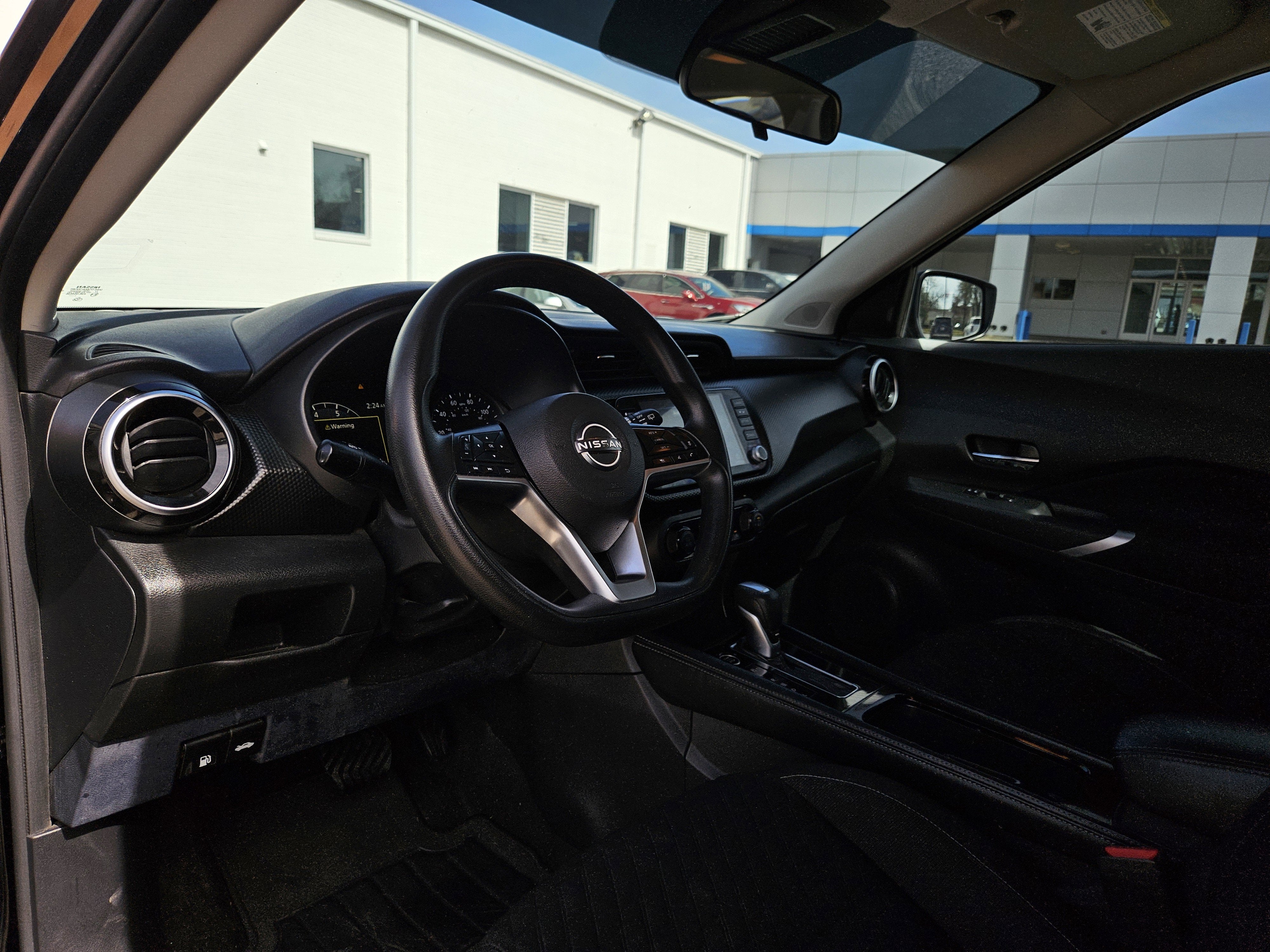 2022 Nissan Kicks SV