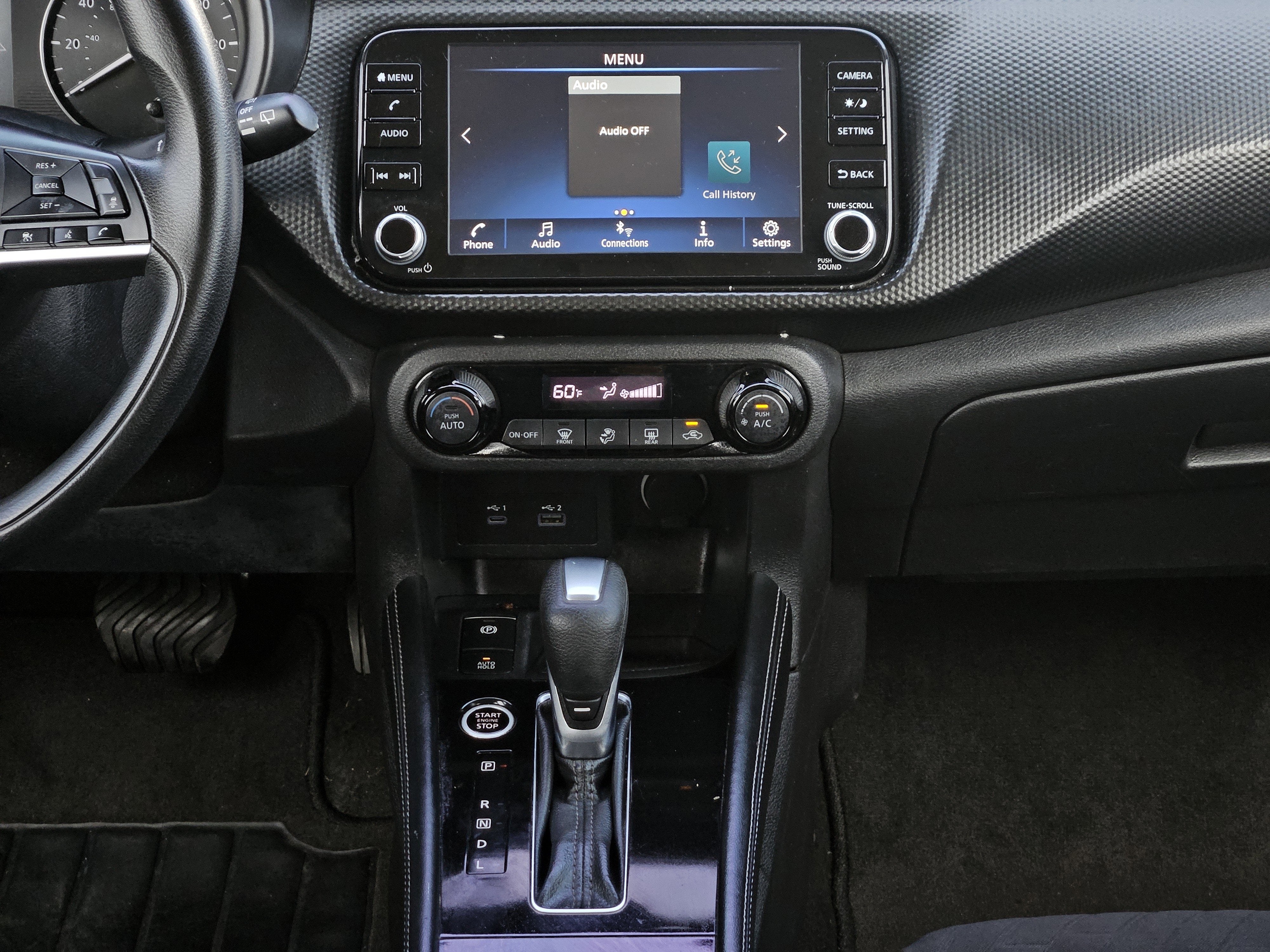 2022 Nissan Kicks SV