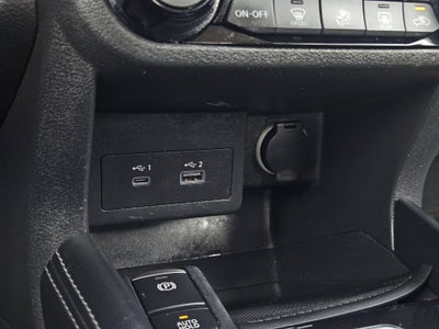 2022 Nissan Kicks SV