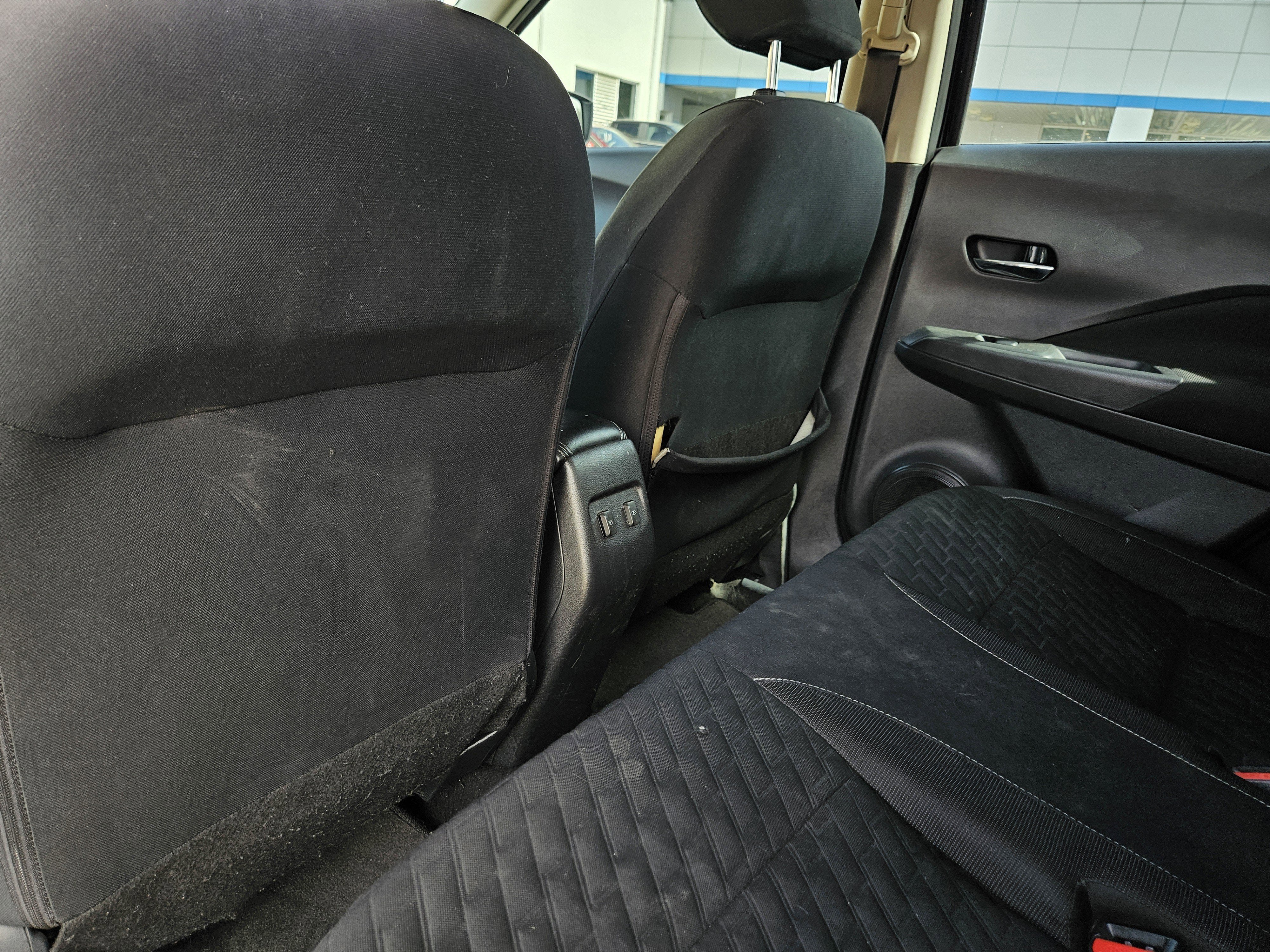 2022 Nissan Kicks SV