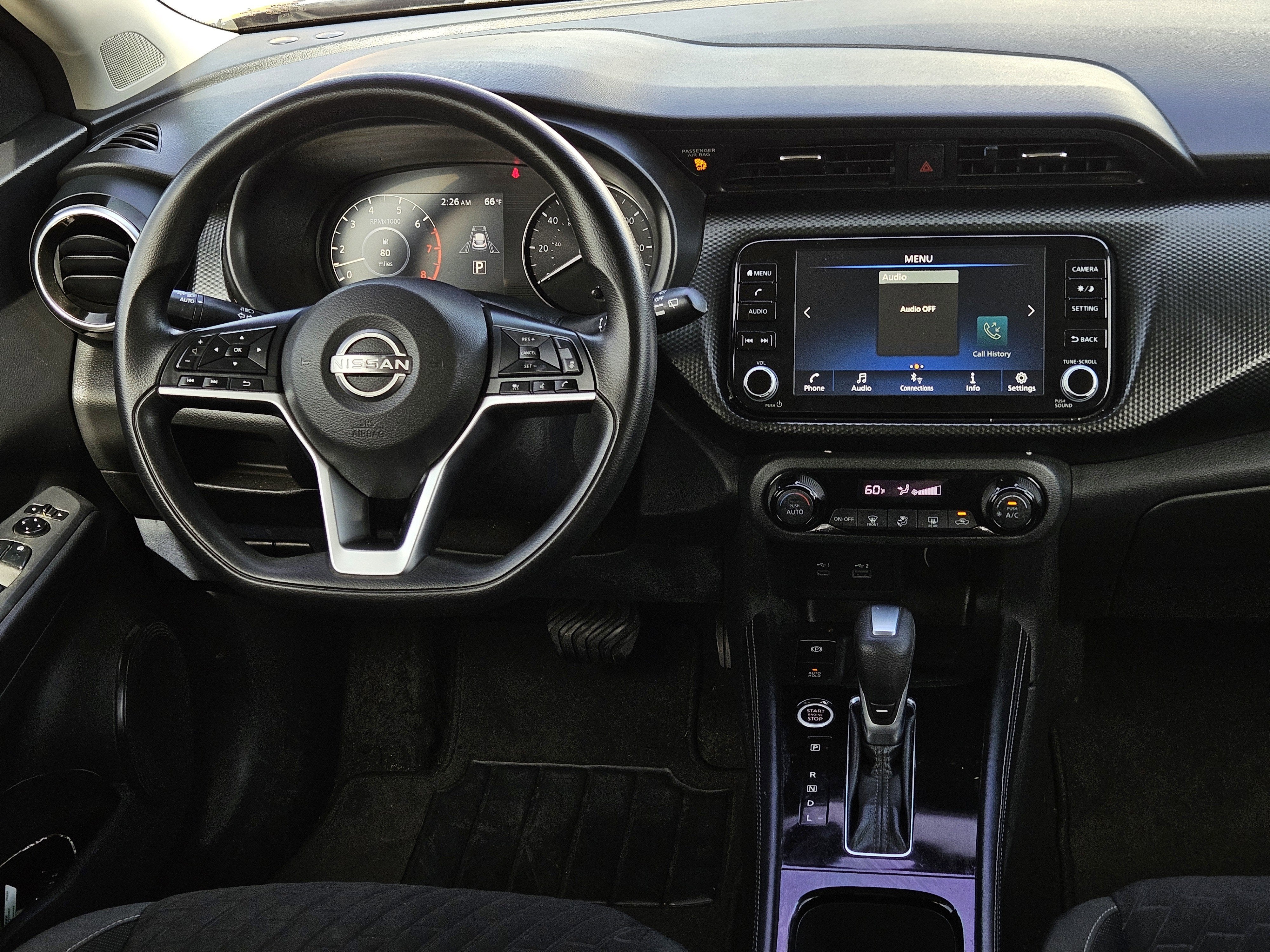 2022 Nissan Kicks SV