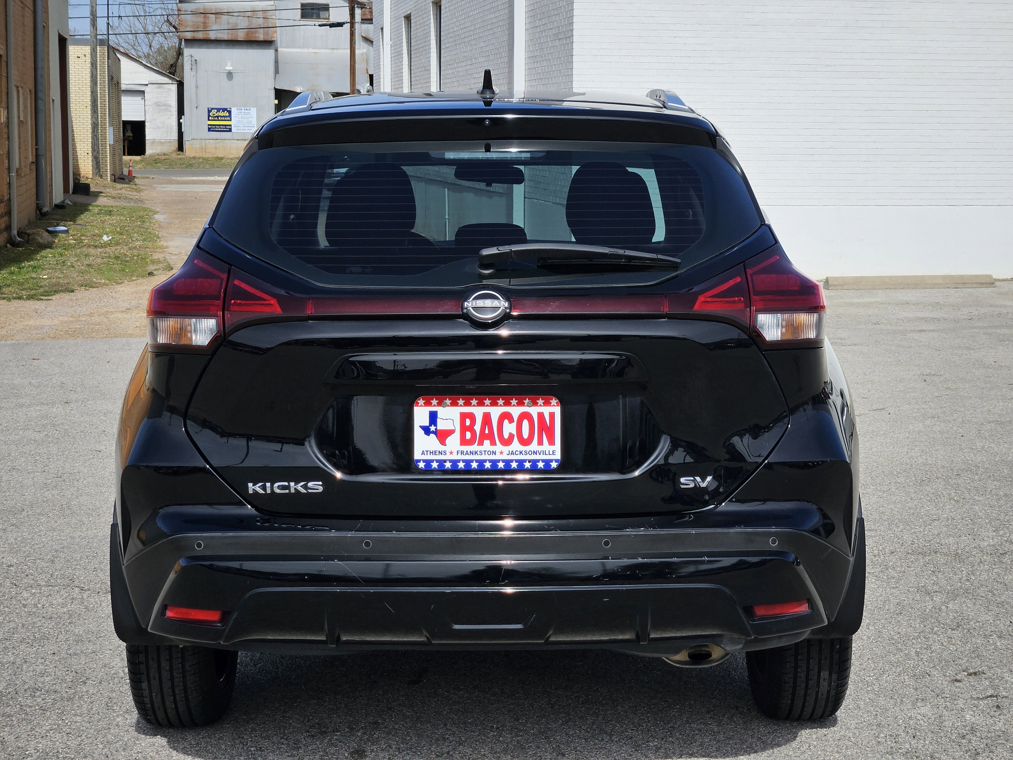 2022 Nissan Kicks SV