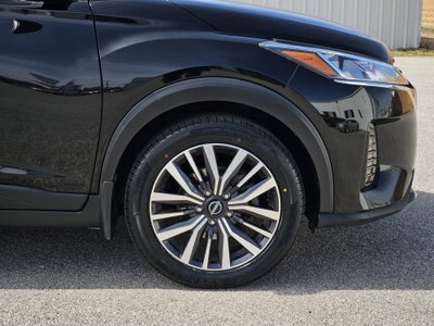 2022 Nissan Kicks SV