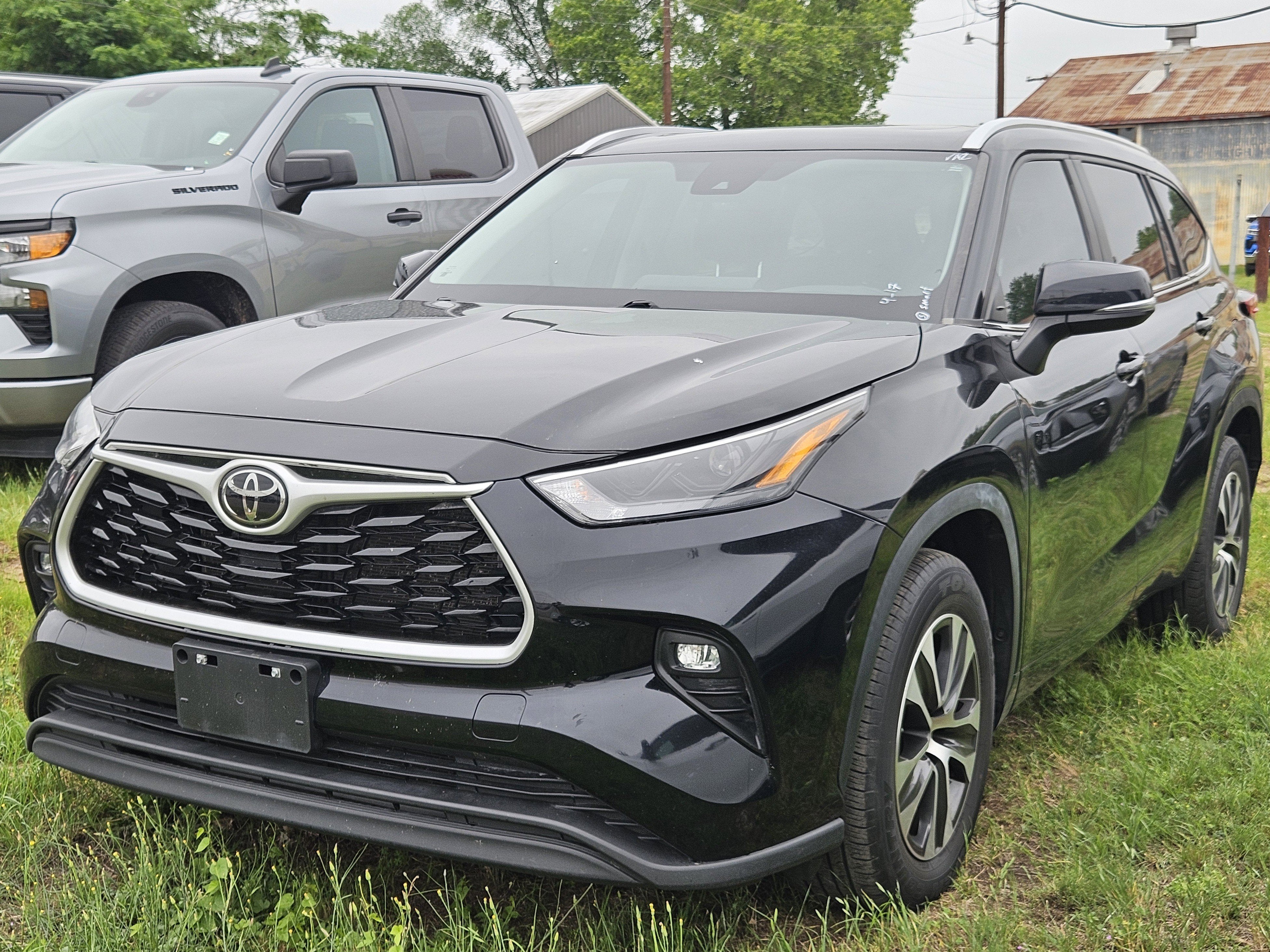 2023 Toyota Highlander L