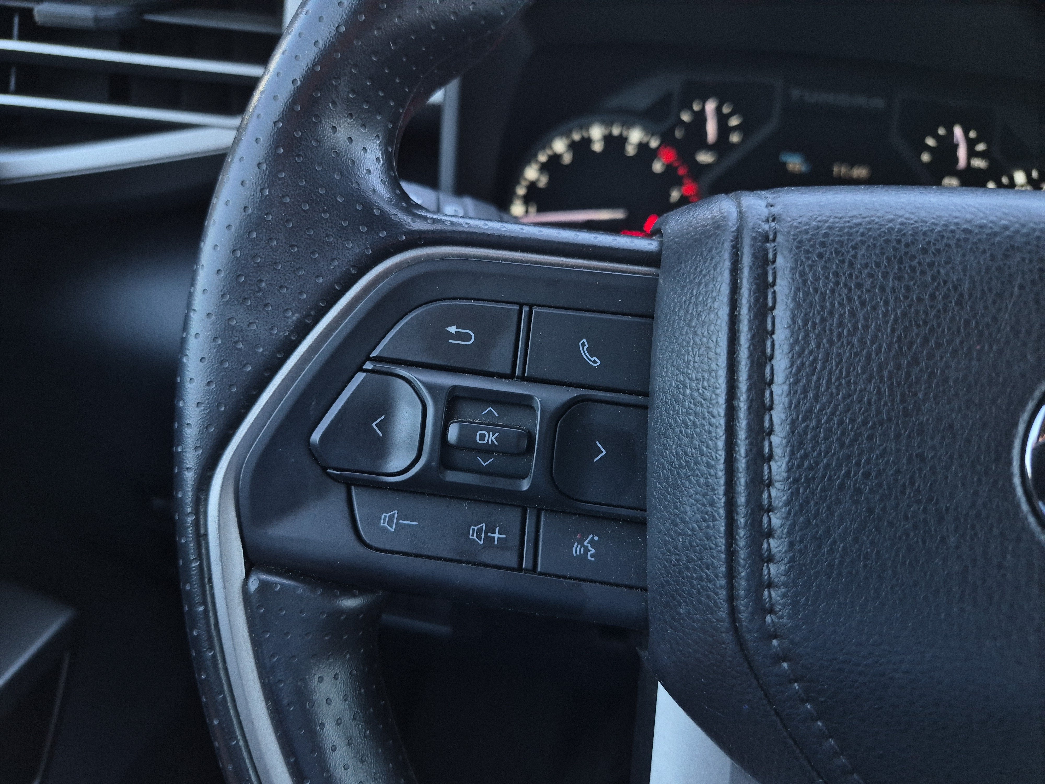 2025 Toyota Tundra 4WD SR