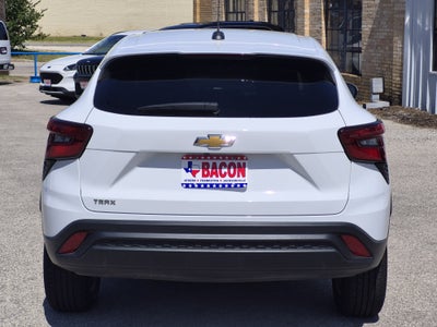 2025 Chevrolet Trax LS