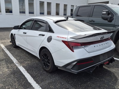 2024 Hyundai Elantra SE