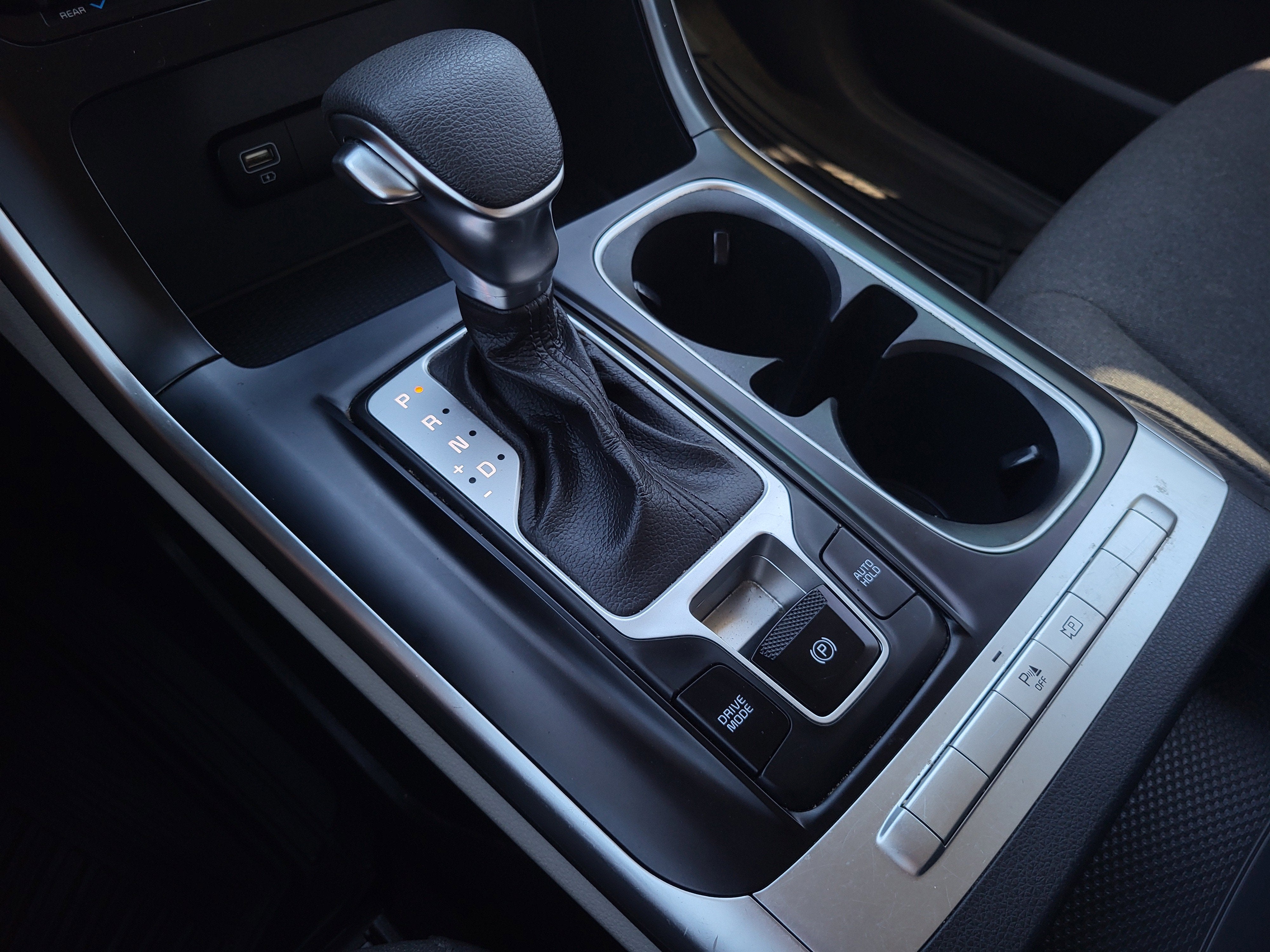 2022 Kia Carnival LX